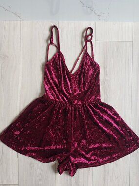 Fragile Velvet Romper Womens Small Red Sleeveless Shorts